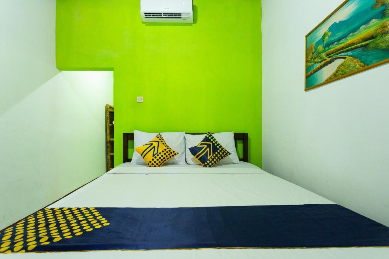 Spot On 1879 Lendang Homestay Mangsit Exterior foto