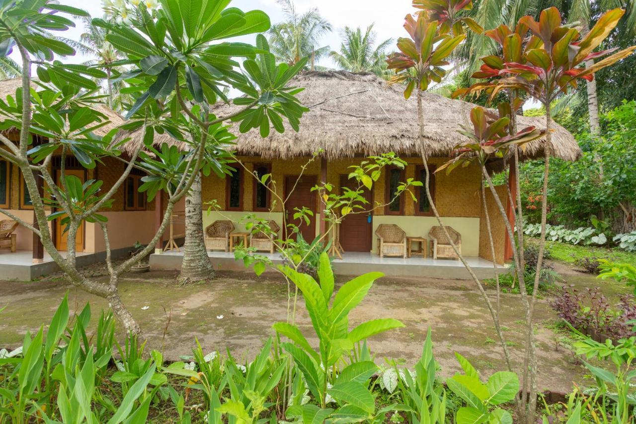 Spot On 1879 Lendang Homestay Mangsit Exterior foto