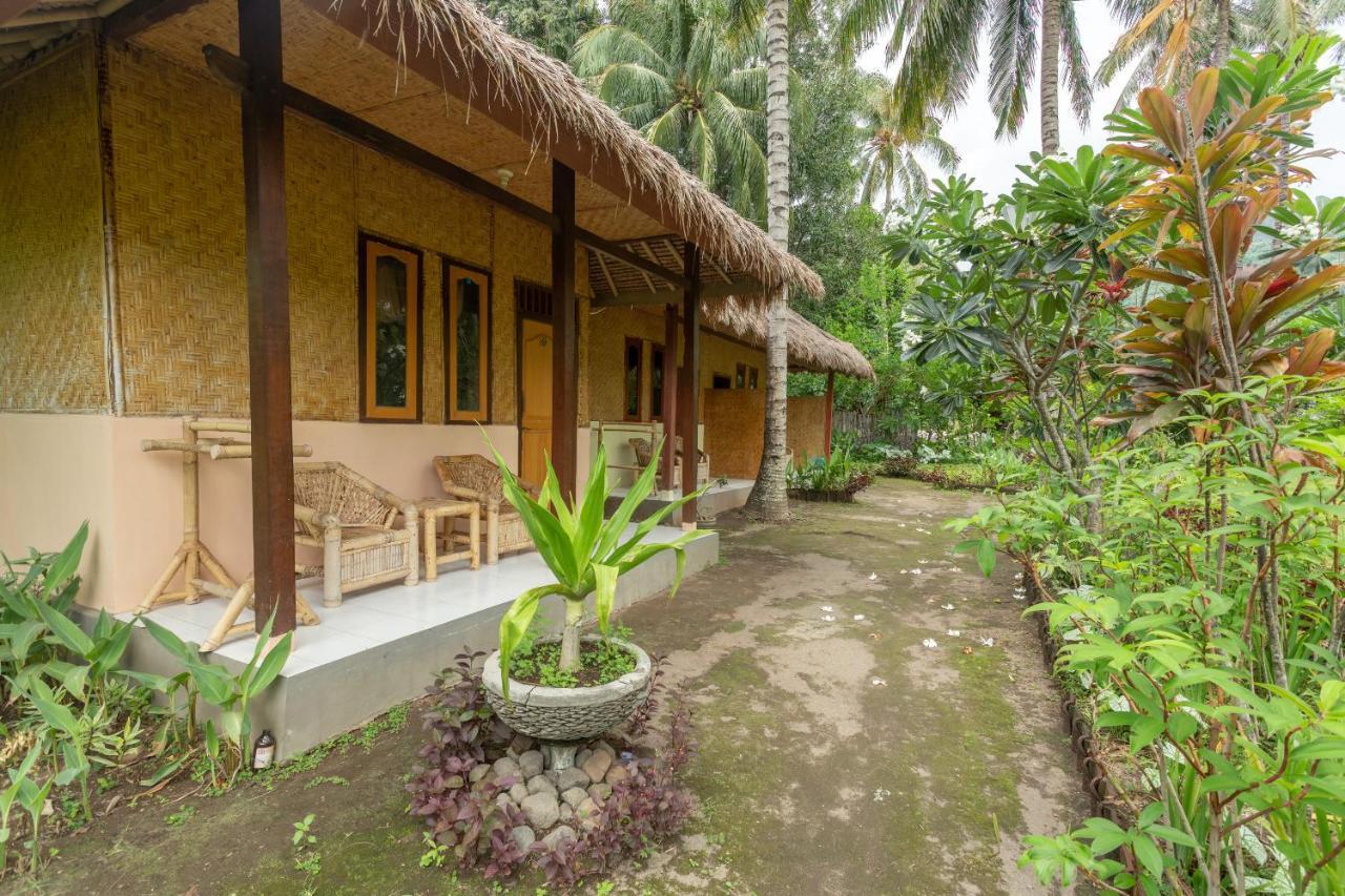 Spot On 1879 Lendang Homestay Mangsit Exterior foto